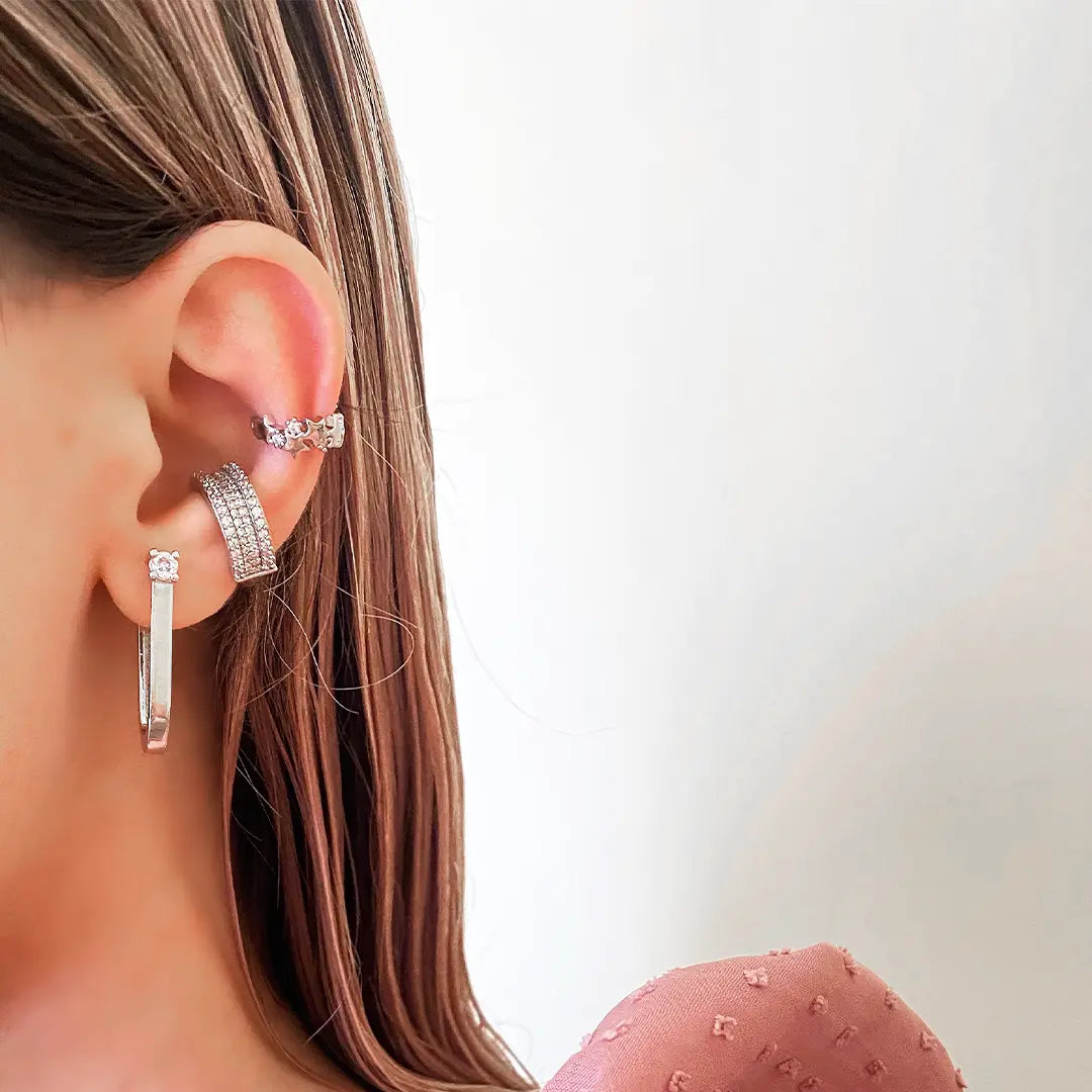 Solitaire hoop earrings deals