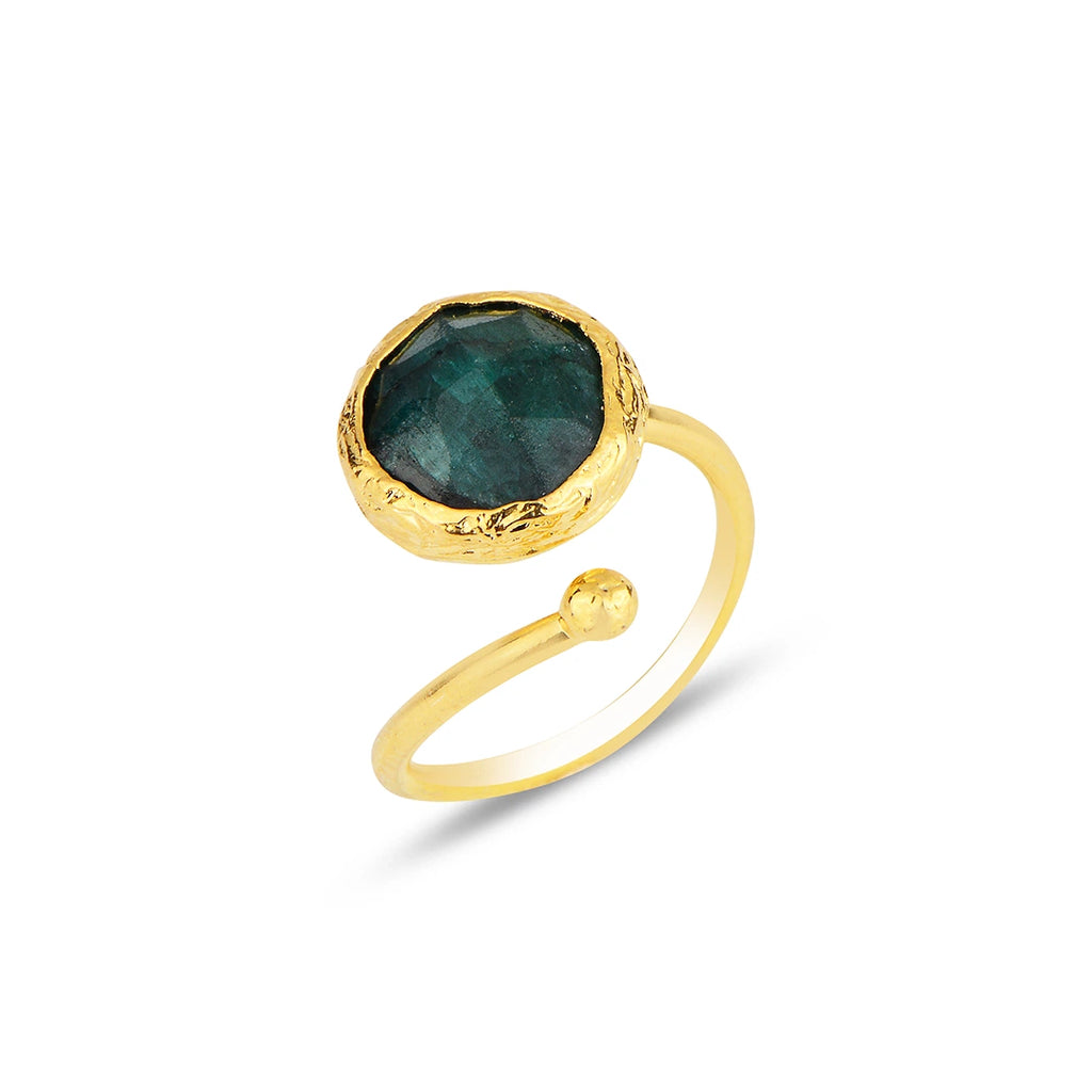 Circle-Shape-Emerald-Stone-Ring