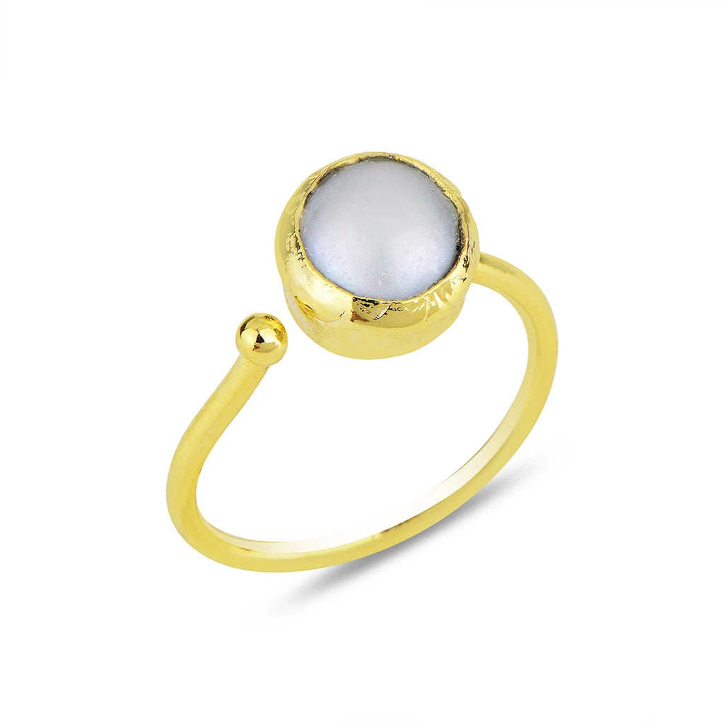 Circle-Shape-Fresh-Mother-of-Pearl-Stone-Ring