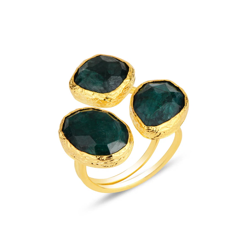 Trio-Faceted-Emerald-Stone-Ring